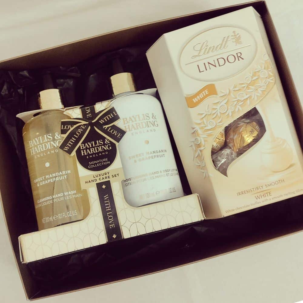 Luxury White Chocolate Pamper Hamper