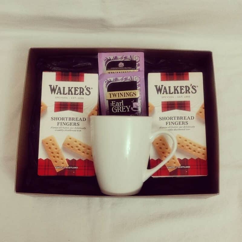 Twinings Earl Grey Tea & Walker’s Shortbread Gift Hamper